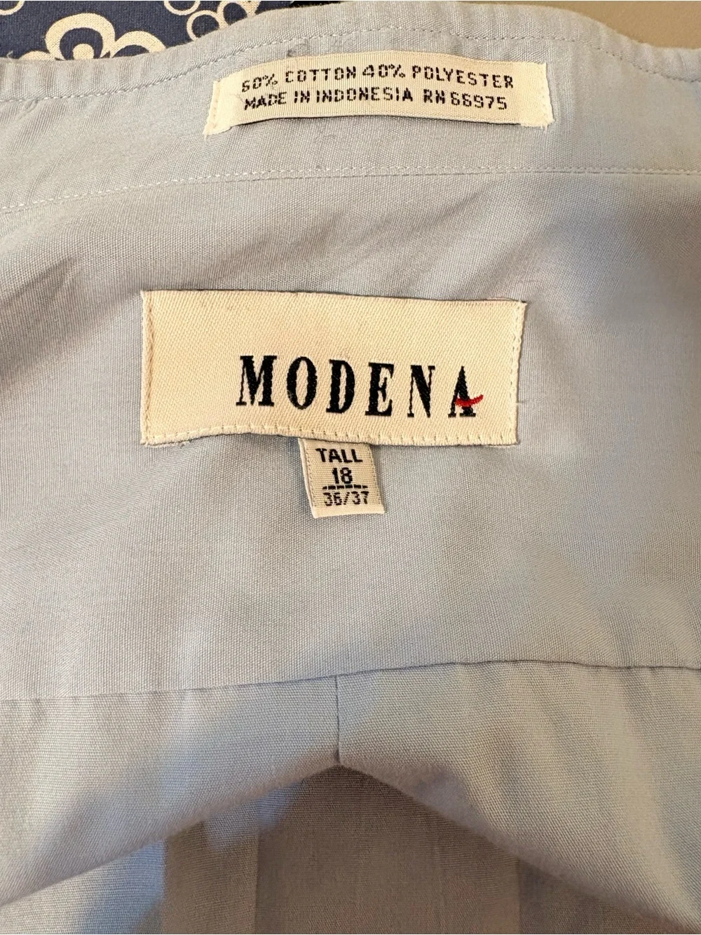 Men's Light Blue Dress Shirt with Classic Point Collar